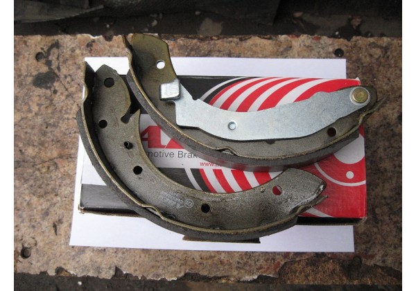 Гальмівні колодки задні Renault Espace III, Laguna Grandtour, Megane Grandtour, Megane Scenic, Scenic, 6025370302, 7701205339